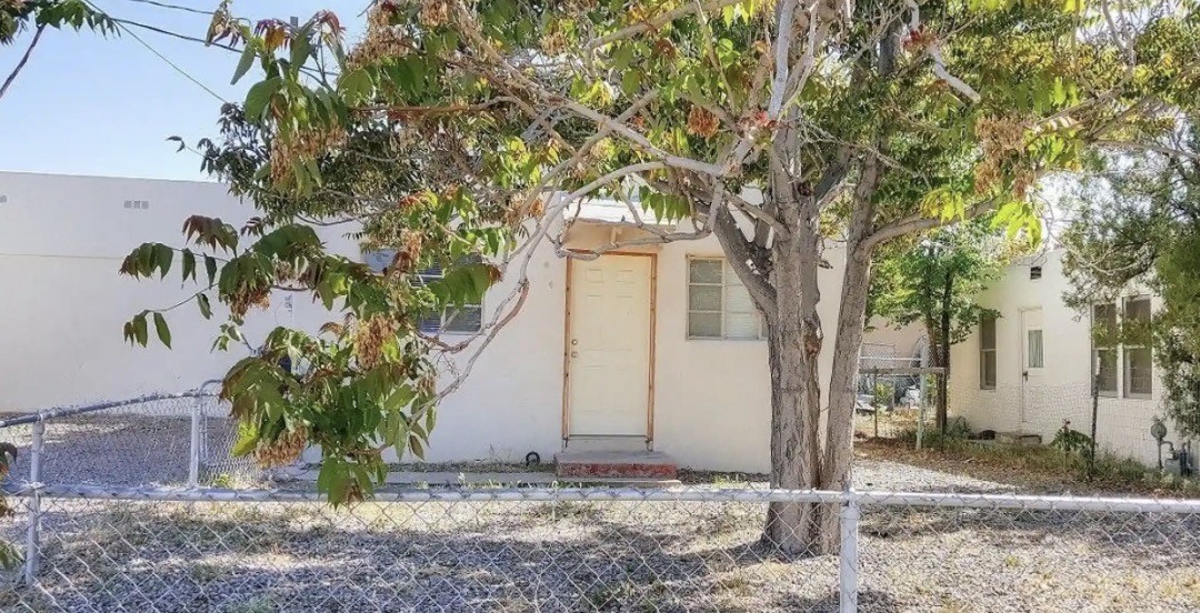 Property main image